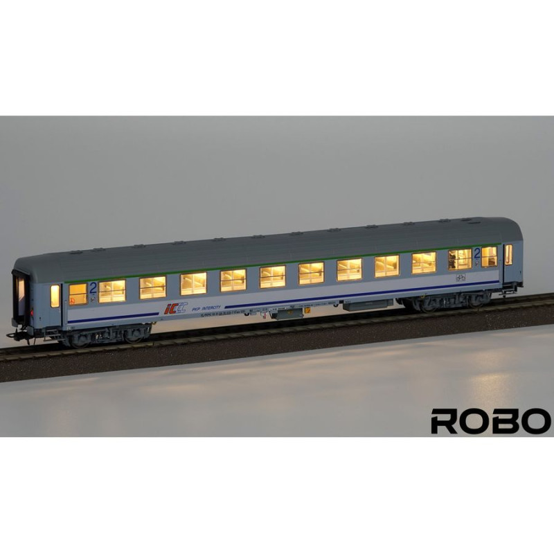 ROBO 222251 WAGON OSOBOWO ROWEROWY 2 kl. PKP IC 111As ep.VI stacja Warszawa Grochów (z oświetleniem 2.0)