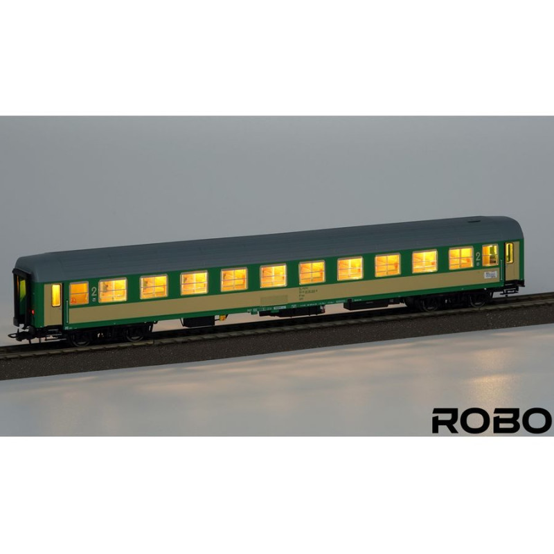 ROBO 222381 WAGON OSOBOWY 2 kl. PKP      111Aw ep.V stacja Przemyśl (z oświetleniem 2.0)