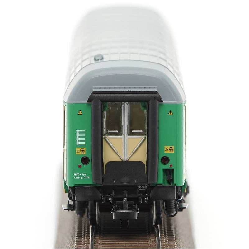 ROBO 222390 WAGON OSOBOWY 2 kl. PKP      111Aw ep.V stacja Warszawa Szczęśliwice