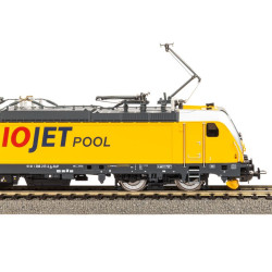 PIKO 21657 SPALED LOCOMOTIVE BR 388 Regiojet ep.VI (available from 5.09.2024)