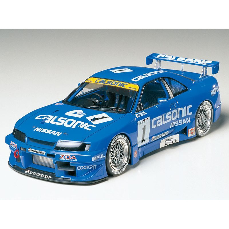 TAMIYA 1/24 Calsonic Skyline GT-R        (24184)