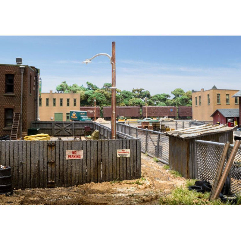 WOODLAND A2985 H0 - Privacy Fence