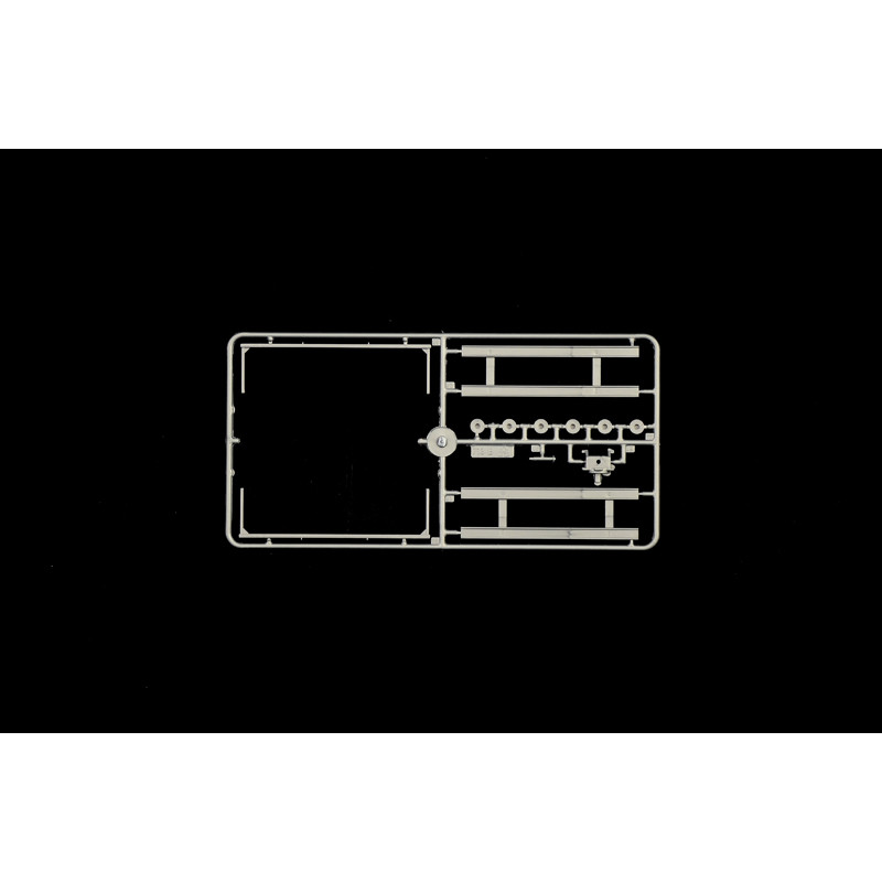 ITALERI 1/24 VOLVO V16 Globetrotter Plátno (3945)