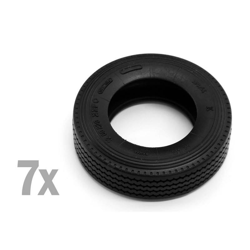 ITALERI 1/24 VOLVO V16 Globetrotter Canvas (3945)