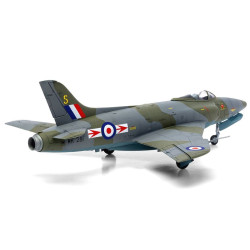 AIRFIX 1/72 SUPERMARINE SWIFT FR.5       (04003)