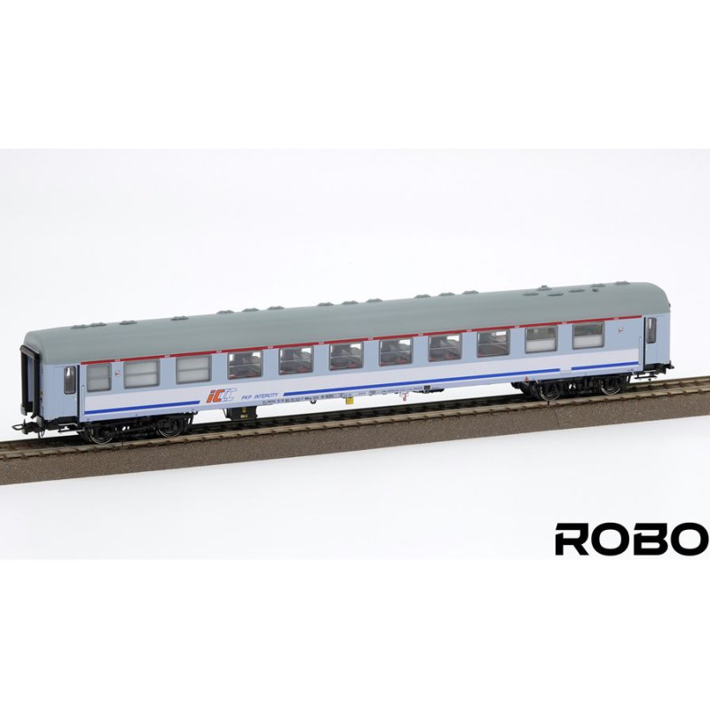 ROBO 260210 WAGON PKP INTERCITY BAR stanice Sczecin