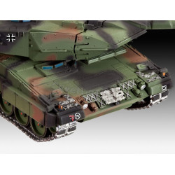 REVELL 1/72 GERMAN  LEOPARD 2A6/A6M MBT 03180