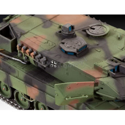 REVELL 1/72 GERMAN  LEOPARD 2A6/A6M MBT 03180