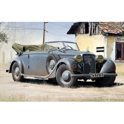 REVELL 1/35 TYPE 320 (W142) CABRIOLET (03354)