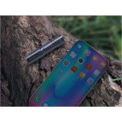 FENIX Latarka E01 V2.0 czarna