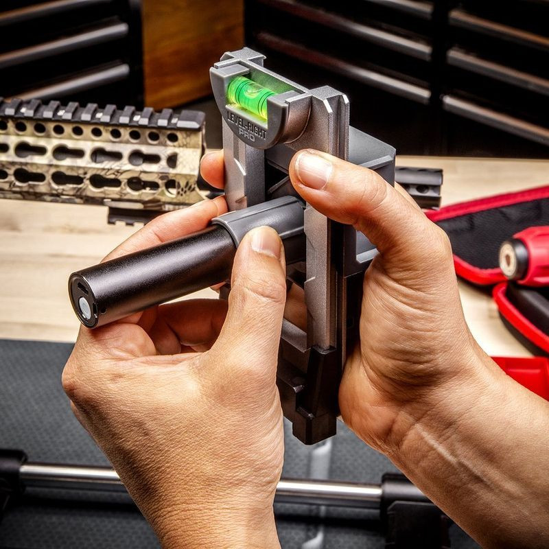 REAL AVID Scope Leveling Instrument Level Right Pro (AVLVLR-P)