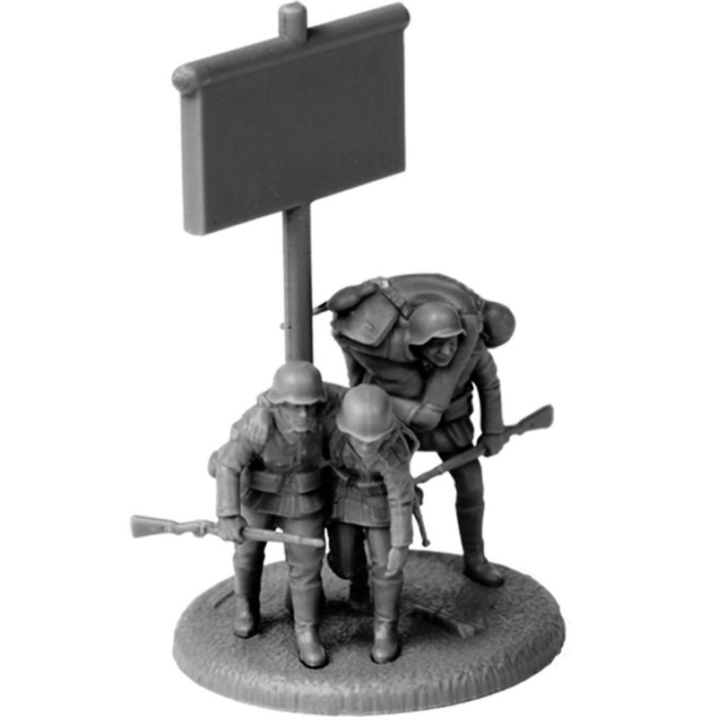 ZVEZDA 1/72 NĚMECKÝ ZDRAVOTNICKÝ PERSONÁL 1941-1943 (6143)