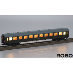 ROBO 244061 WAGON OSOBOWY 110Ac PKP      stacja Warszawa Szczęśliwice / oświetlenie - nowa płytka