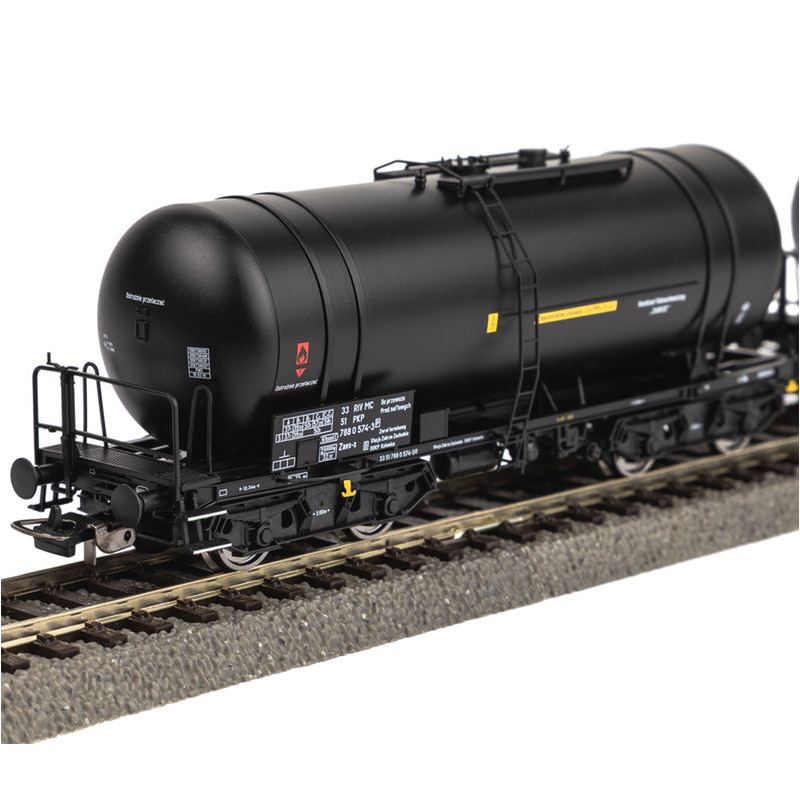 PIKO 28311 WAGON CYSTERNA 406Ra PKP ep.IV ( 2 SHARES )