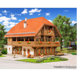 KIBRI 38072 H0 Dom drewniany