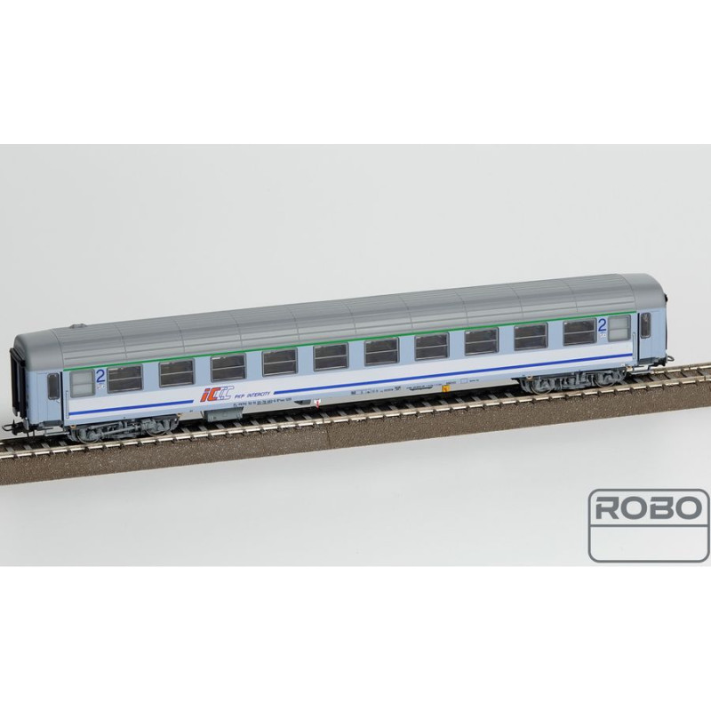 ROBO 222260 PASSENGER WAGON 111Ay PKP IC station Sczecin ep.Va