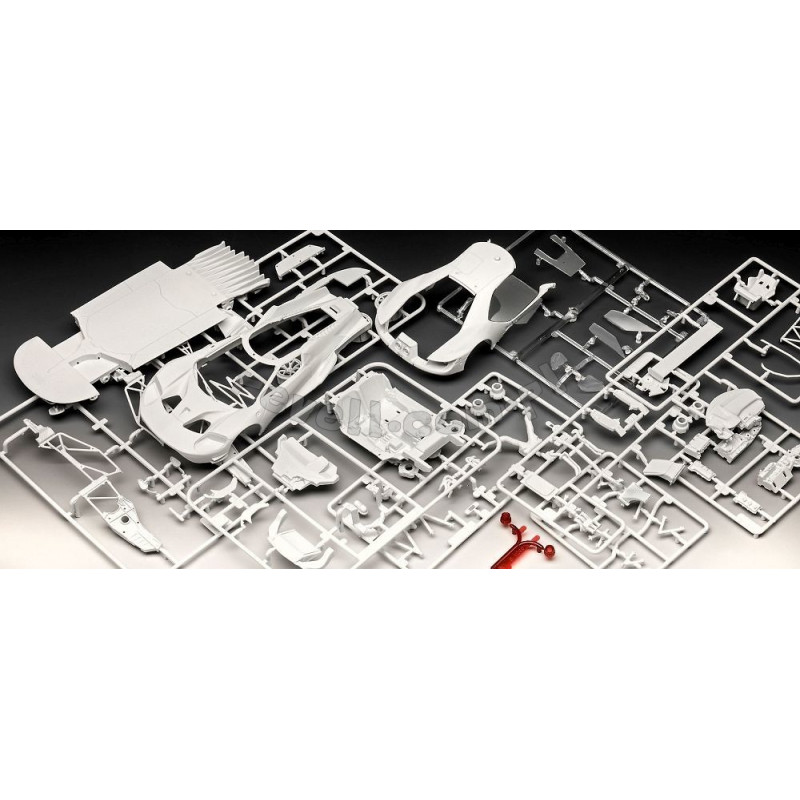 REVELL 1/24 FORD GT LE MANS 2017 (07041)