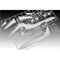 REVELL 1/144 BOEING 737-800 TURKISH AIRLINES MODEL SET (63772)