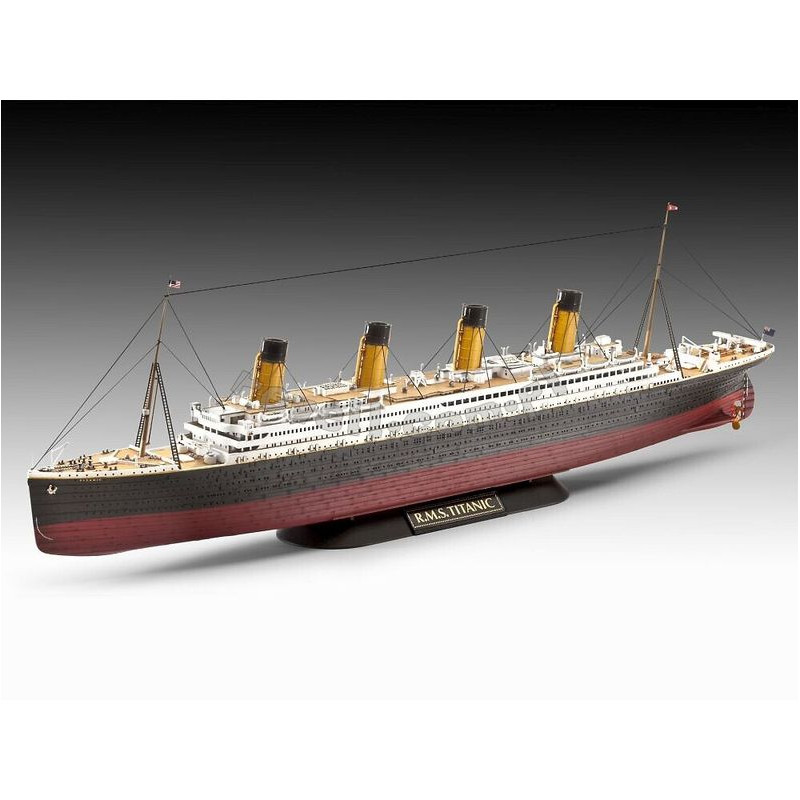 REVELL 1/700 R.M.S. TITANIC GIFT SET (05727)