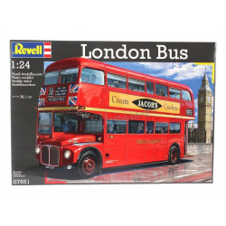 REVELL 1/24 LONDÝNSKÝ AUTOBUS AEC ROUTEMASTER (07651)