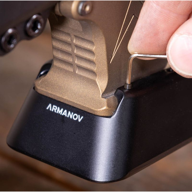 ARMANOV Lejek do AR-15 & Similar Milled  Receivers | Wide - Black (MWALAR15WIDE-BL) Magwell