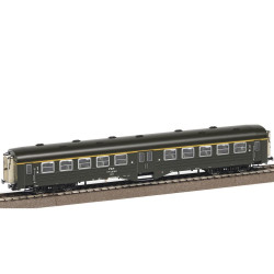 ROBO 351031 WAGON OSOBOWY "RYFLAK" PKP   1kl. stacja W-WA Szczęśliwice ( z oświetleniem )