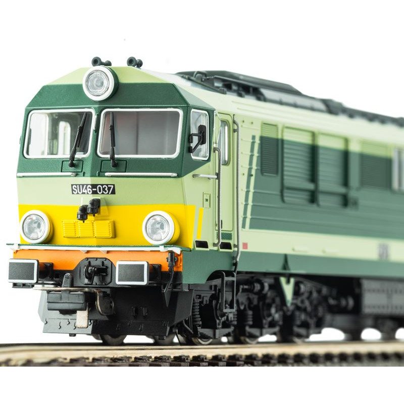 PIKO 52876 LOKOMOTYWA SPALINOWA SU46 PKP ep.V + DSS PluX22