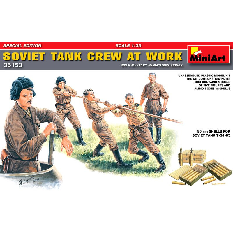 MINI ART 1/35 SOVIET TANK CREW AT WORK WW II (35153)