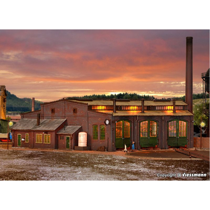 VOLLMER 45754 H0 lokomotivní bouda s ventilátorem a otevíracími dveřmi