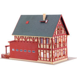 VOLLMER 43681 H0 Pizzeria Luigi s osvětlením, pergolou a příslušenstvím