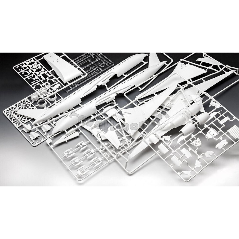 REVELL 1/144 AIRBUS A350-900 LUFTHANSA (03881)