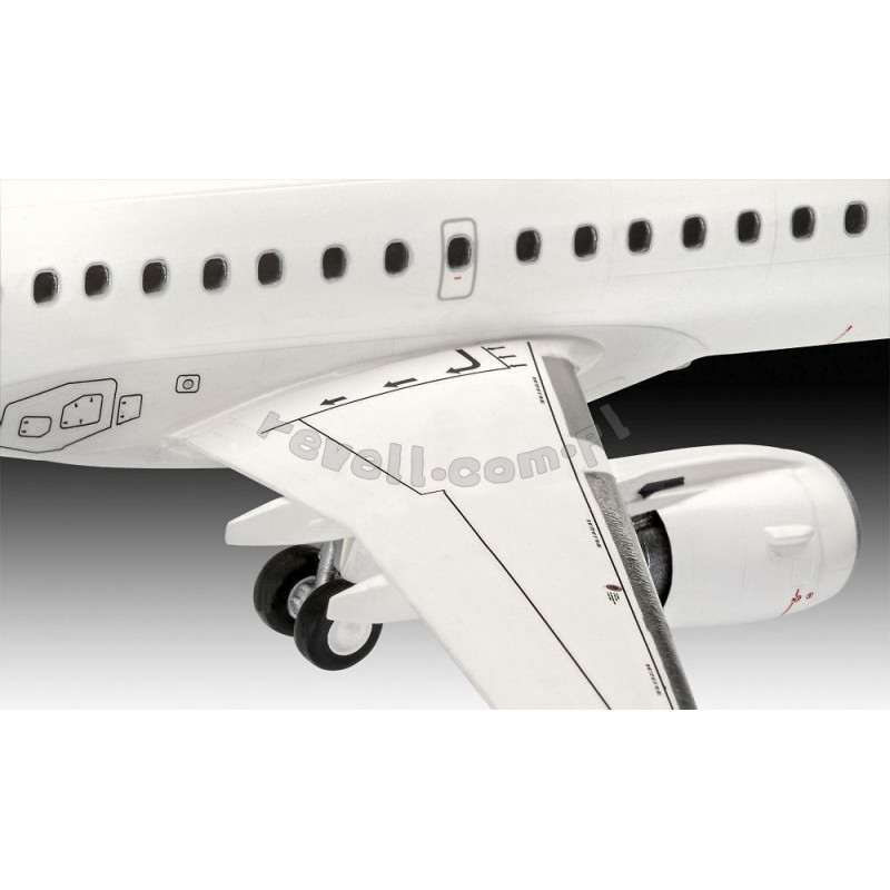 REVELL 1/144 EMBRAER 190 Lufthansa New   Livery (03883)