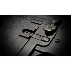 STRIKE INDUSTRIES Dźwignia magazynka do  AR-15 (SI-AR-SMC) czerwona