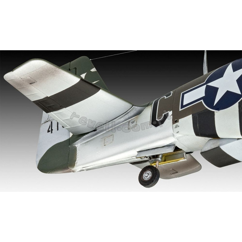REVELL 1/32 P-51D-5NA MUSTANG (03944)