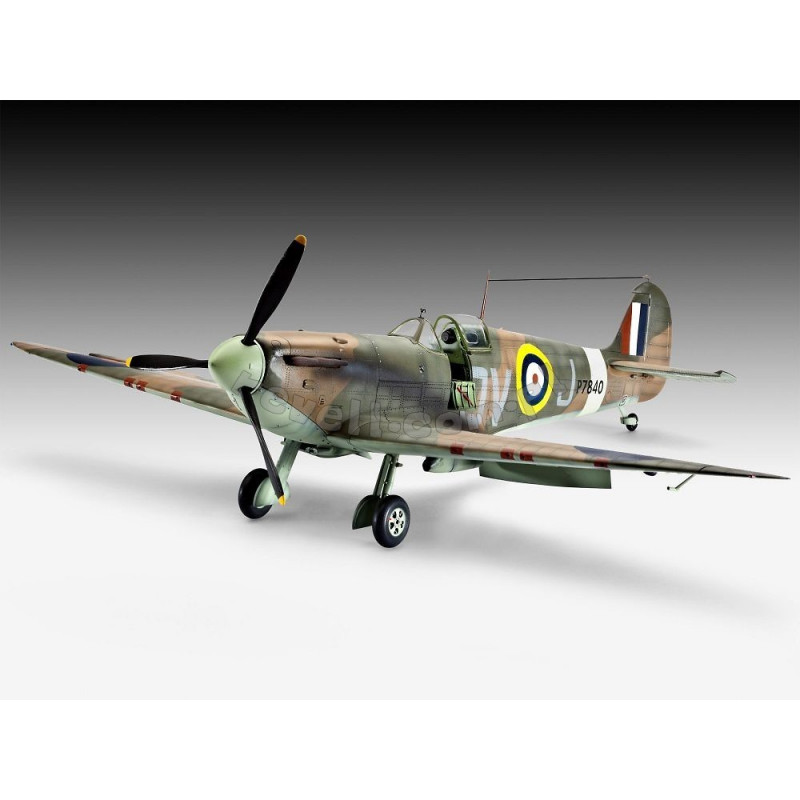 REVELL 1/32 SPITFIRE Mk.IIa (03986)       Supermarine