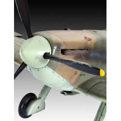 REVELL 1/32 SPITFIRE Mk.IIa (03986)       Supermarine