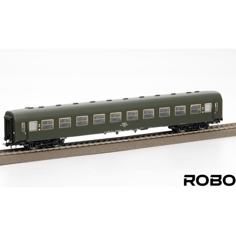 ROBO 222060 WAGON OSOBOWY 111Ab ep.IV    stacja Warszawa Szczęśliwice