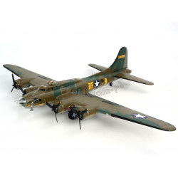 REVELL 1/48 B-17F MEMPHIS BELLE (04297)