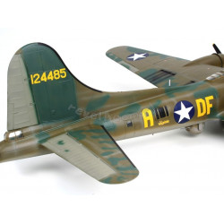 REVELL 1/48 B-17F MEMPHIS BELLE (04297)