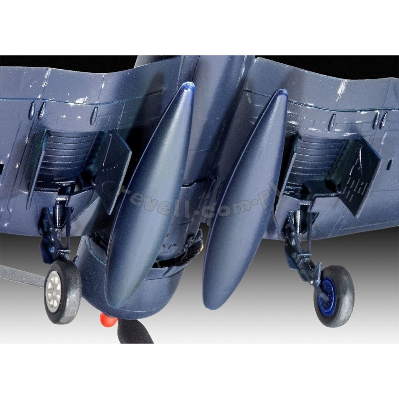 REVELL 1/72 VOUGHT FG-1D CORSAIR ROYAL NAVY (03917)