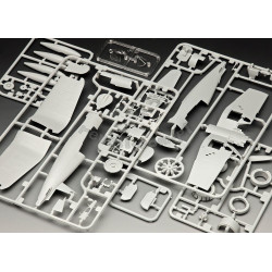 REVELL 1/72 VOUGHT FG-1D CORSAIR ROYAL NAVY (03917)