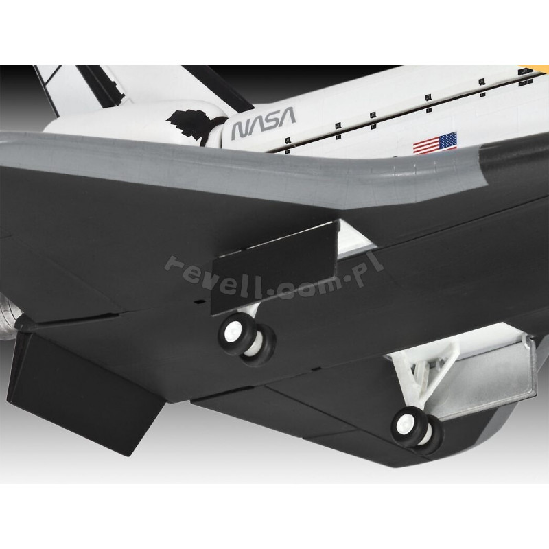 REVELL 1/144 SPACE SHUTTLE ATLANTIS (04544)