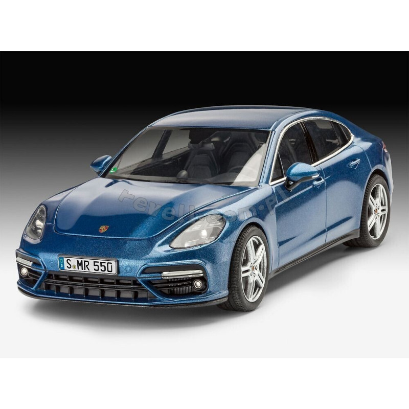 REVELL 1/24 PORSCHE PANAMERA 2 TURBO (07034)