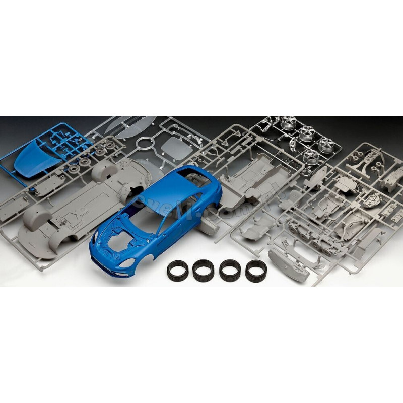 REVELL 1/24 PORSCHE PANAMERA 2 TURBO (07034)