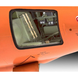 REVELL 1/32 BELL-X1 SUPERSONIC AIRCRAFT (03888)