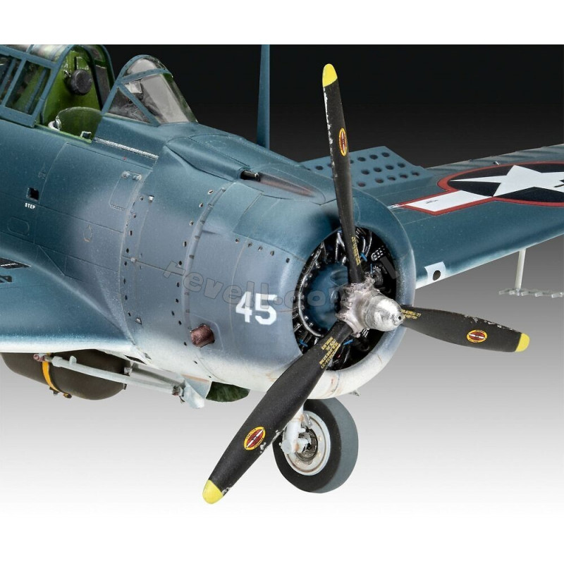 REVELL 1/48 DAUNTLESS SBD-5 (03869)