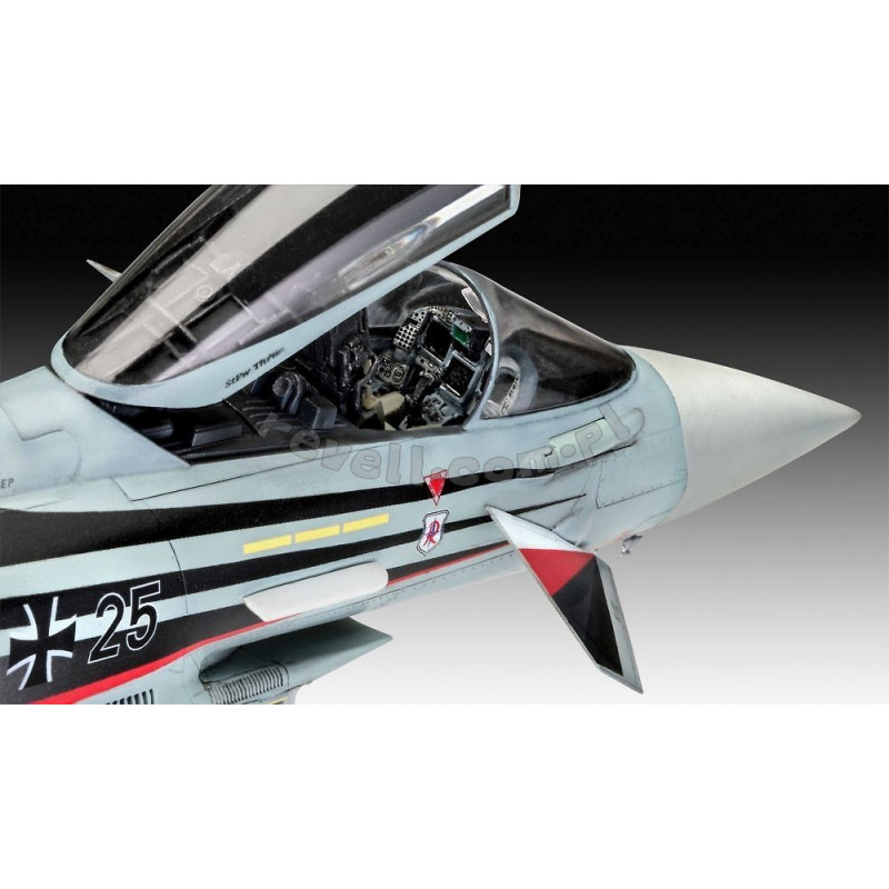 REVELL 1/48 EUROFIGHTER TYPHOON "BARON SPIRIT" (03848)