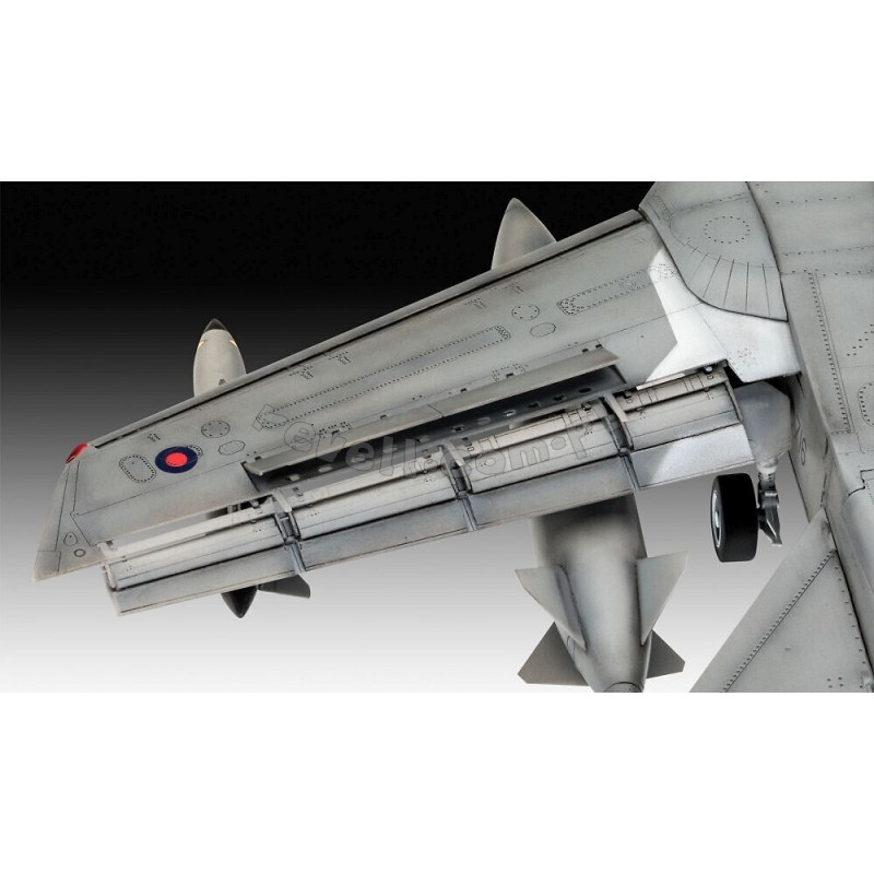 REVELL 1/48 TORNADO GR.4 "FAREWELL" (03853)