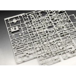 REVELL 1/72 8,8 CM. FLAK 37 + SDAnh 202 (03325)