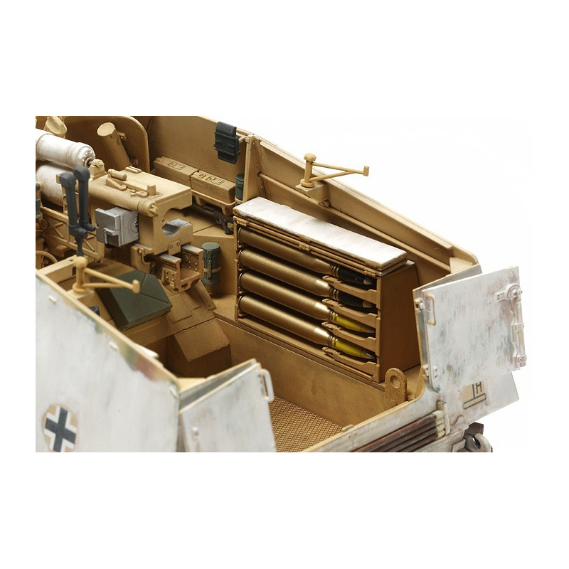 TAMIYA 1/35 GERMAN NASHORN 8,8cm Pak43/1 auf Geshtzwagen III/IV (Sd.Kfz.164) (35335)